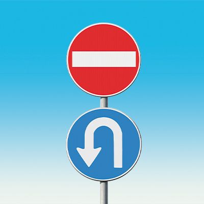 Η ΑΝΩΜΑΛΗ ΕΞΕΛΙΞΗ ΤΩΝ ΔΗΜΟΣΙΩΝ ΣΥΜΒΑΣΕΩΝ
